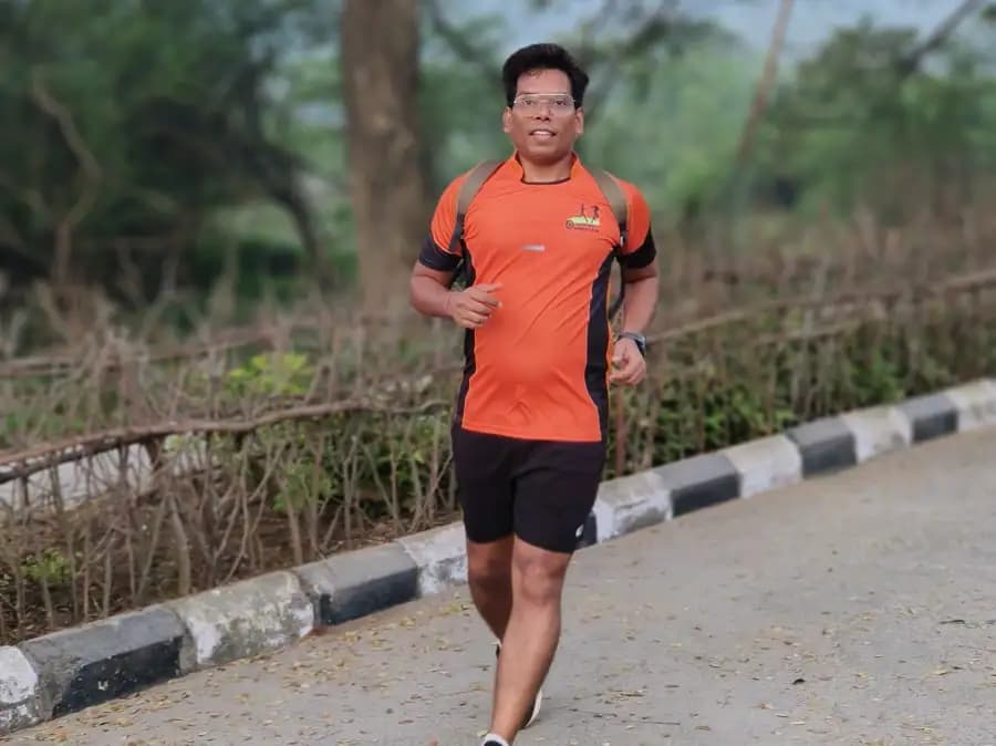 Santosh Verma with MWC Runners